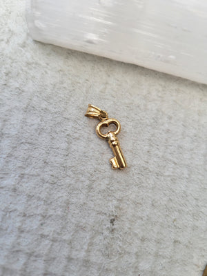 Key Charm 10k